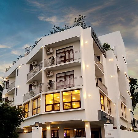 Grand 7 Hotel -Kesbewa Piliyandala Exterior photo