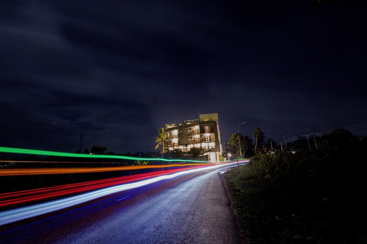 Grand 7 Hotel -Kesbewa Colombo Exterior photo